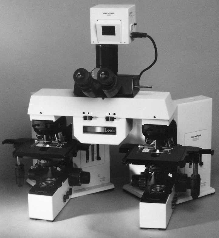 Leeds first trace evidence comparison microscope